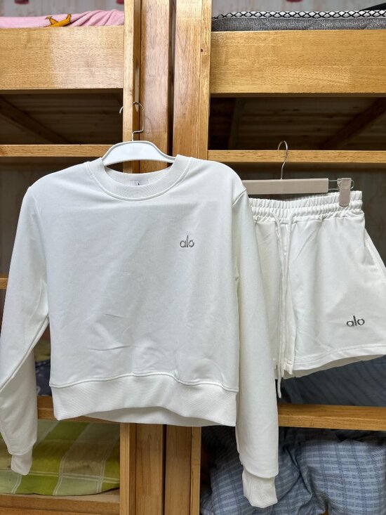 ALO Yoga Tops - White ALO Long-Sleeve Top and Shorts — Size M